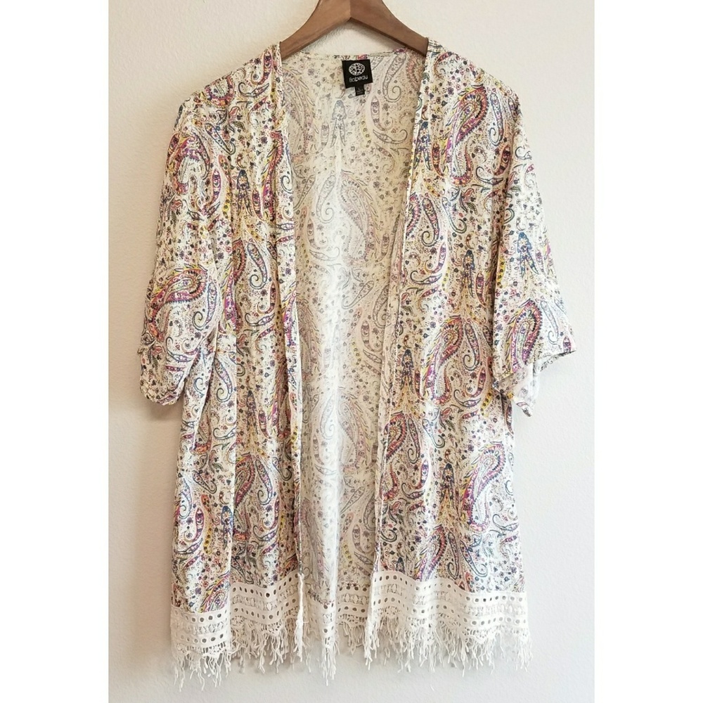 Bobeau Paisley crotchet kimono